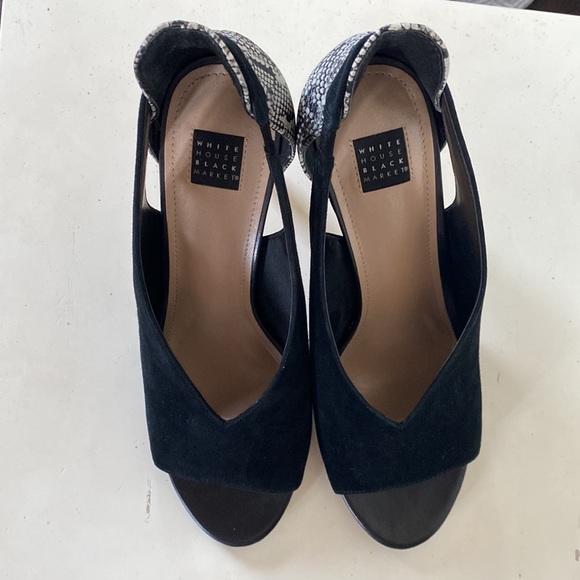 WHBM suede peep toe pumps size 9 - Picture 4 of 8